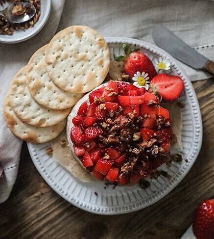 Strawberry Pecan Blue Cheese Ball